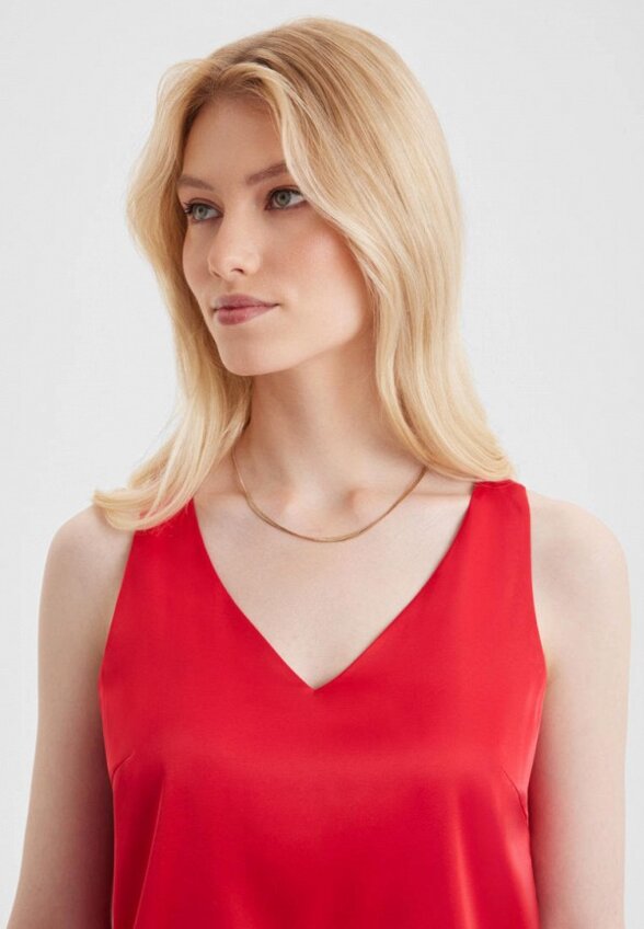 Топ Gabriel and Ester London