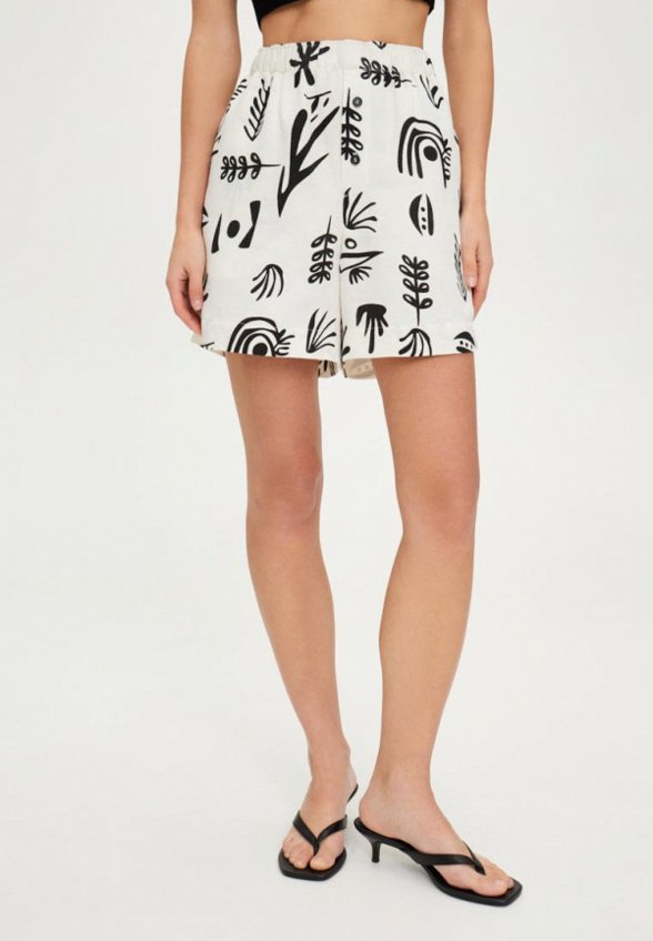 Шорты SashaOstrov