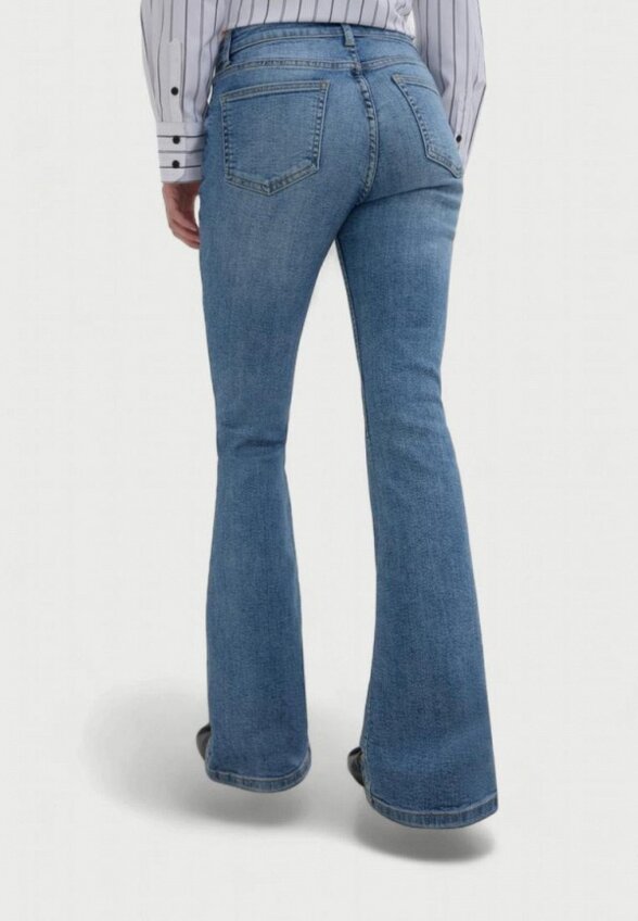 Джинсы Calliope