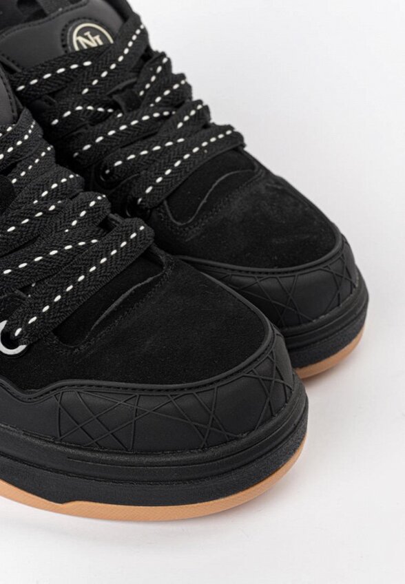 Кроссовки Niota Line