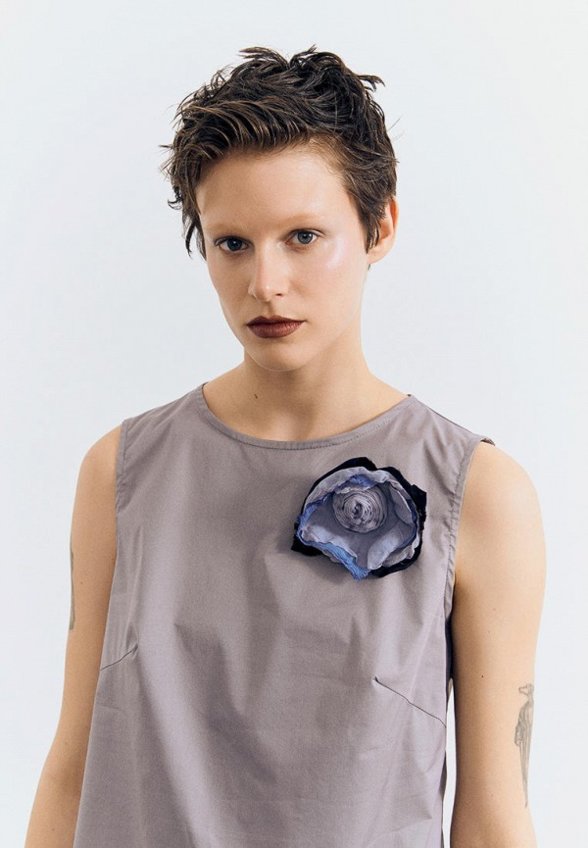 Топ и брошь Bymodno