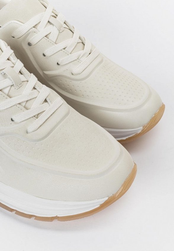 Кроссовки Niota Line