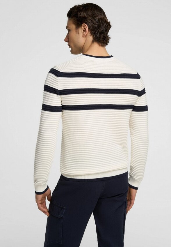 Джемпер Henderson