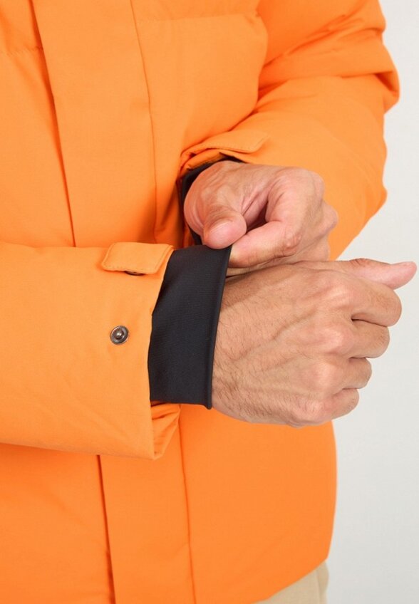 Пуховик Baasploa