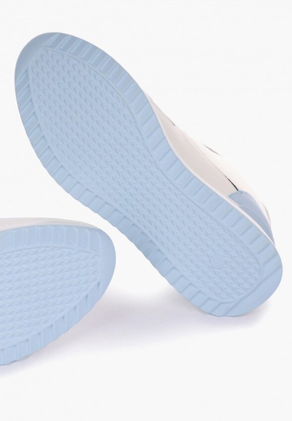 Кроссовки Quattrocomforto