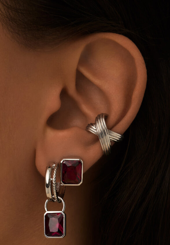 Серебряные серьги-пусеты Бургунди MIE