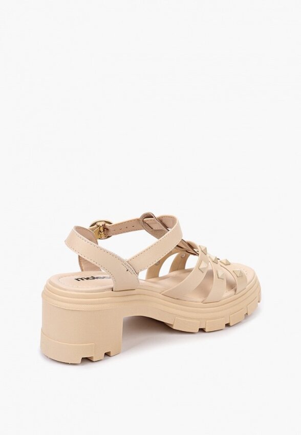 Босоножки Moleca