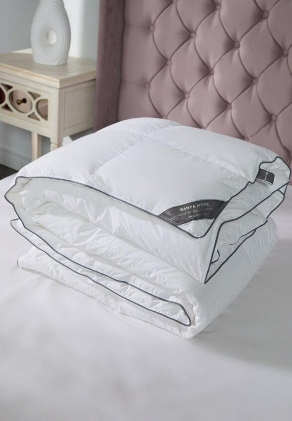 Одеяло 1,5-спальное Sanpa