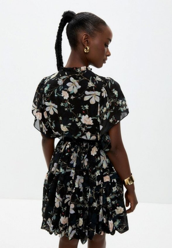 Платье Must Have Basis