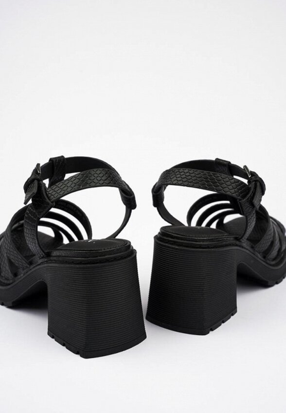 Босоножки Niota Line