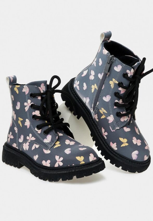 Ботинки Tikkago