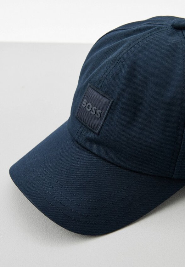 Бейсболка Boss