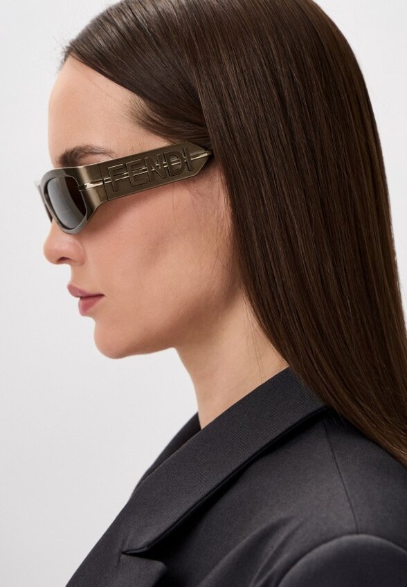 Очки солнцезащитные Fendi