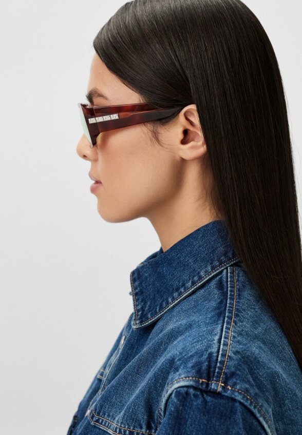 Очки солнцезащитные GCDS