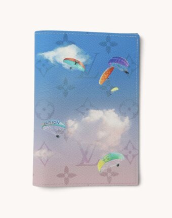 Louis Vuitton Cover for documents женщинам