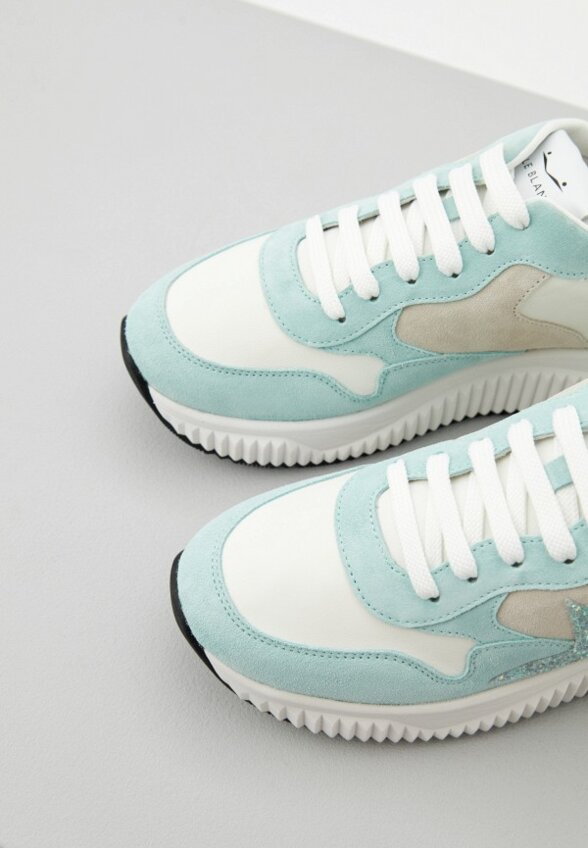 Кроссовки Voile Blanche