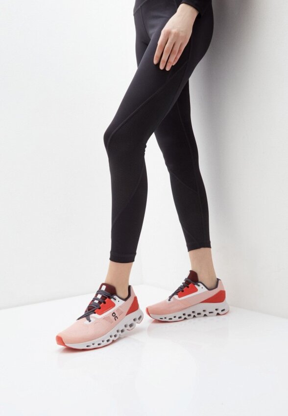 Кроссовки On