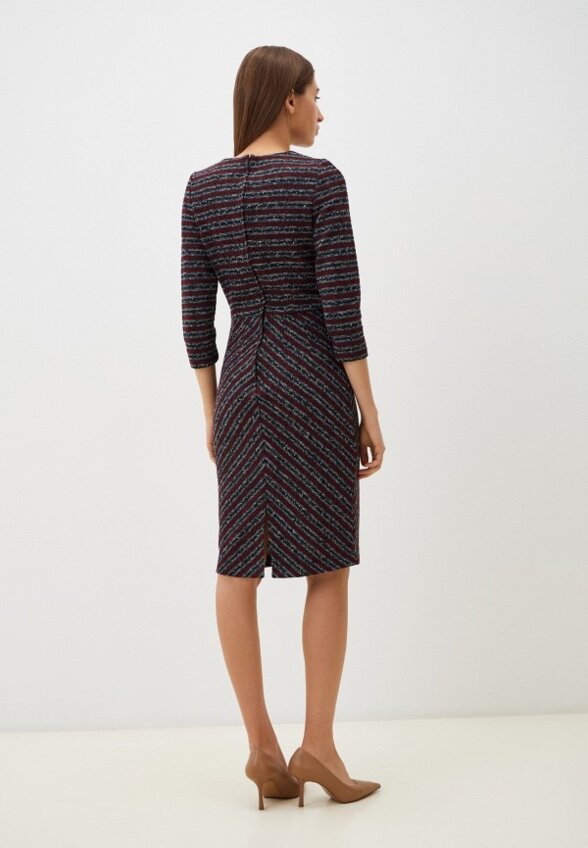 Платье MadaM T