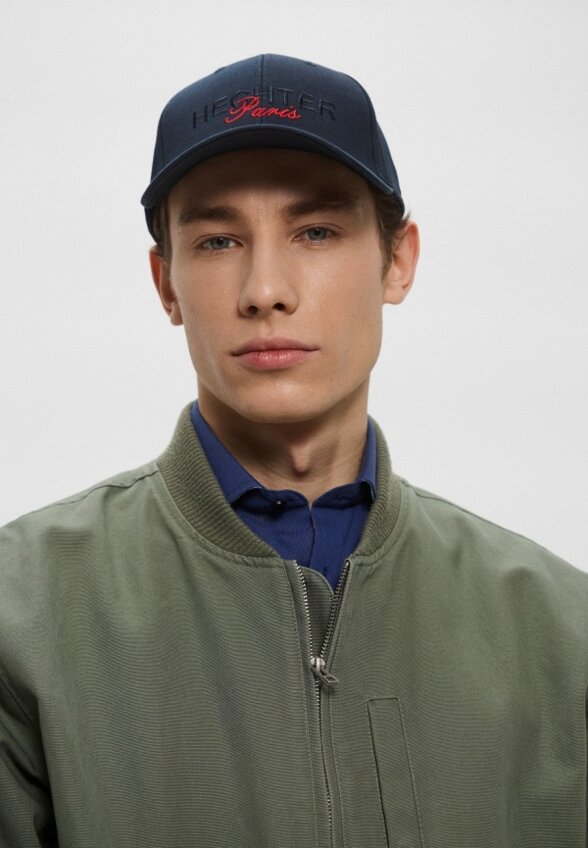 Бейсболка Hechter