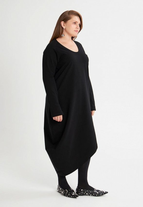 Платье Lessismore