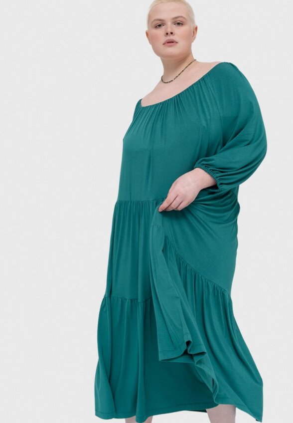 Платье Lessismore