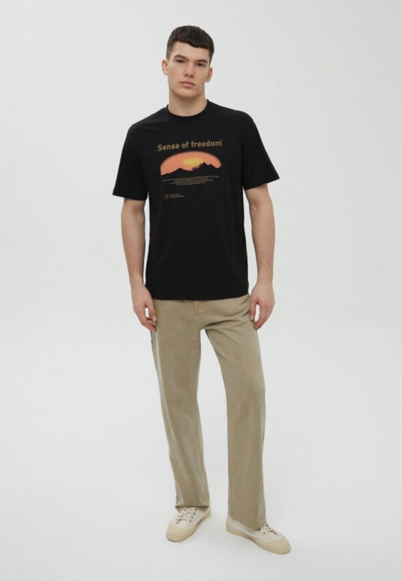 Футболка Finn Flare