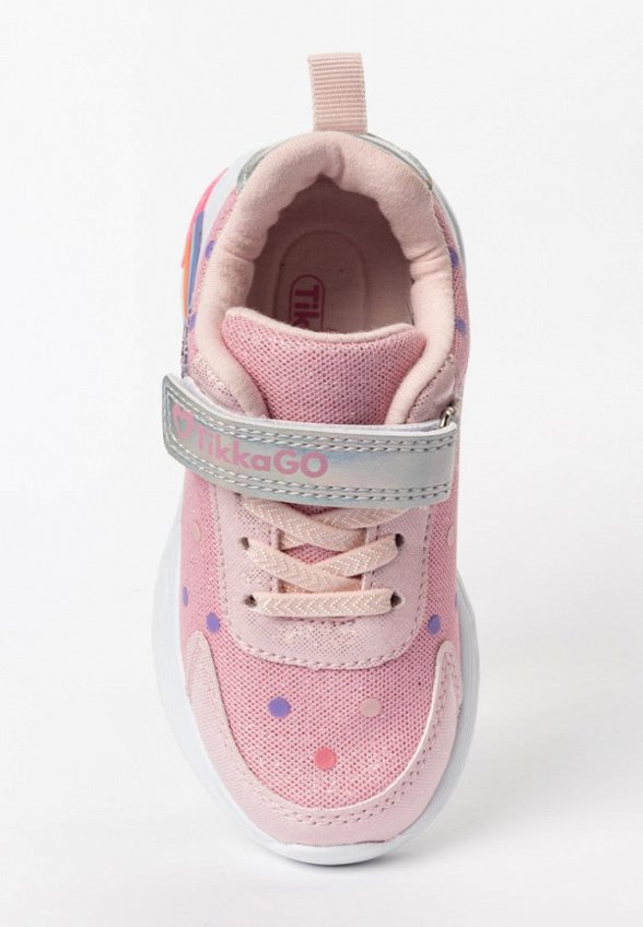 Кроссовки Tikkago