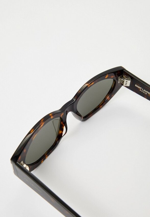 Очки солнцезащитные Saint Laurent