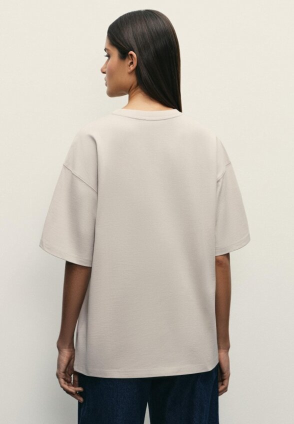 Футболка Zarina