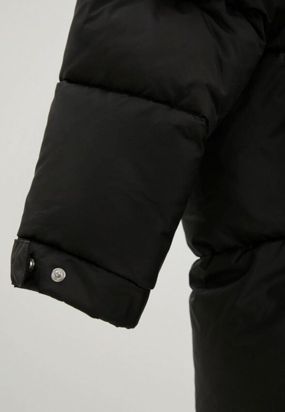 Пуховик Finn Flare