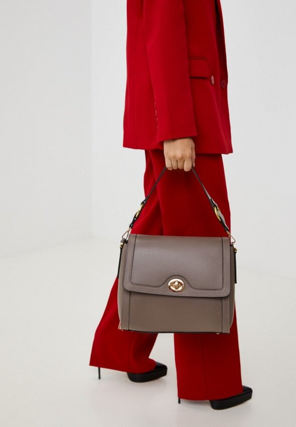 Сумка и брелок Vitacci