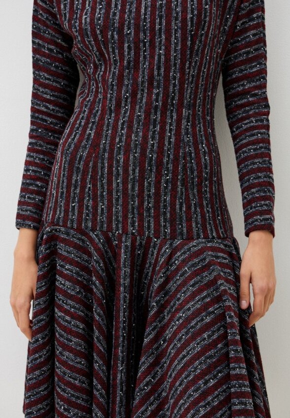 Платье MadaM T