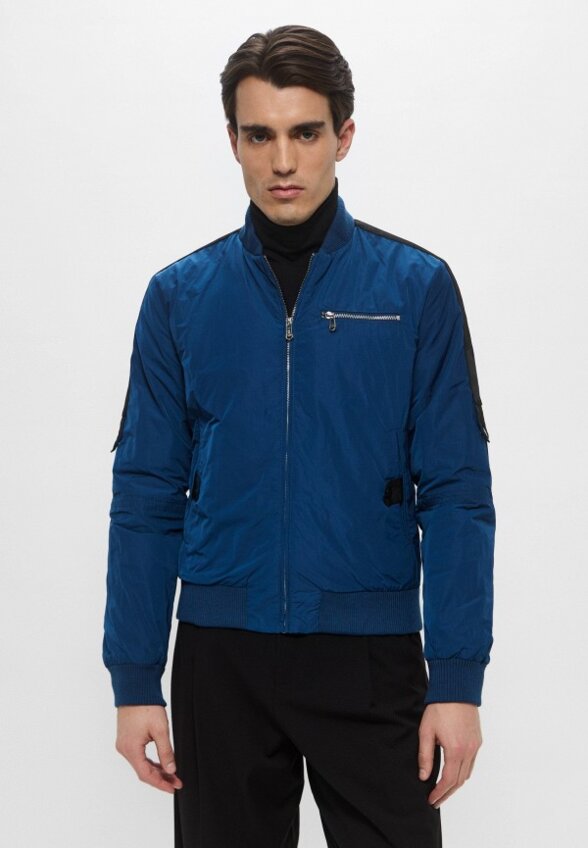 Бомбер Trussardi