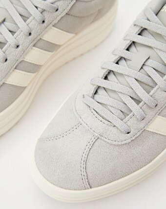 Кеды adidas женщинам