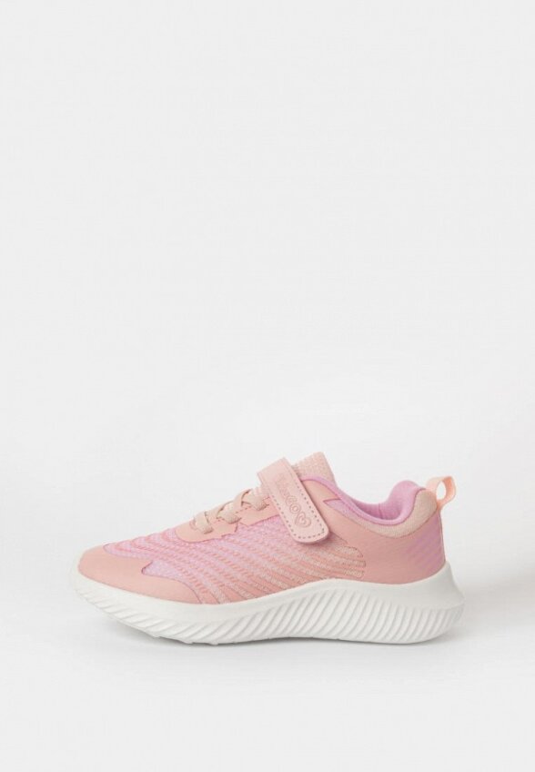 Кроссовки Tikkago