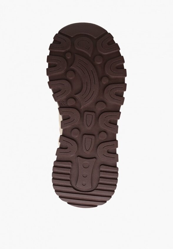 Кроссовки Escan