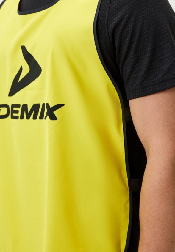 Манишка футбольная Demix