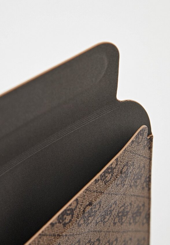 Чехол для ноутбука Guess