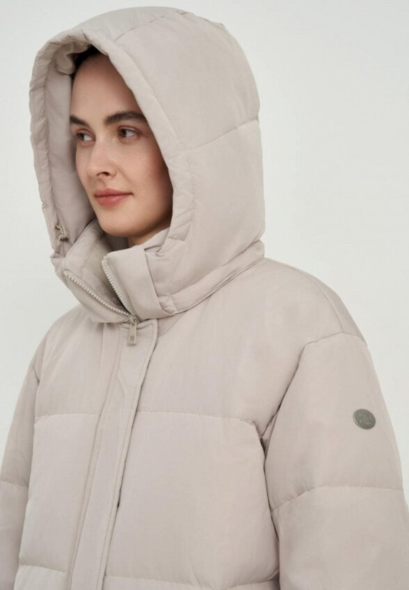 Пуховик Finn Flare