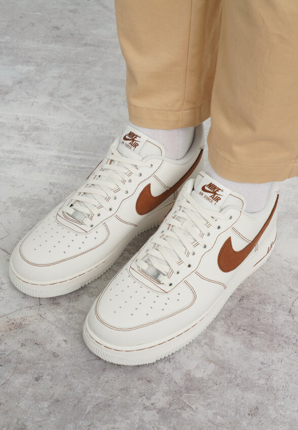 Кеды мужские Nike Air Force 1 '07 Lv8, Бежевый
