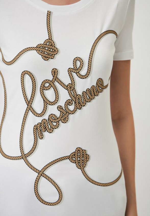 Футболка Love Moschino
