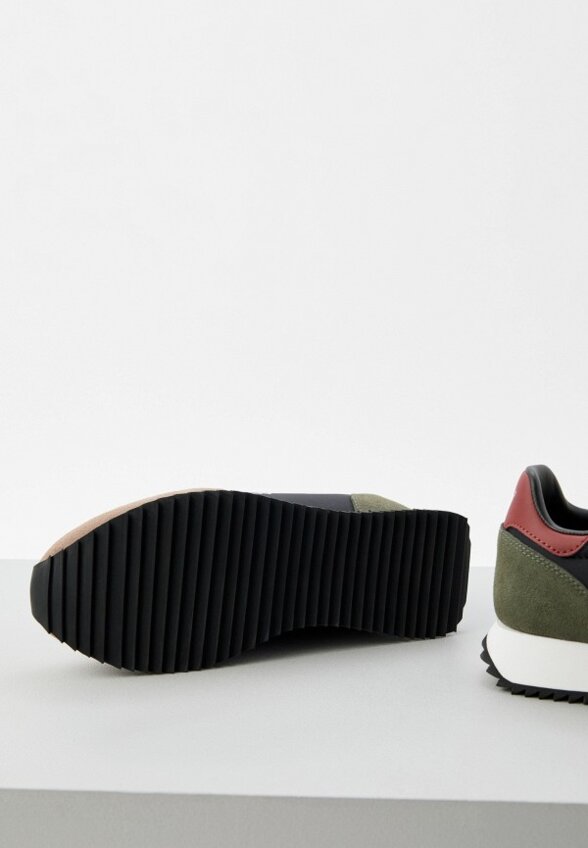 Кроссовки EA7