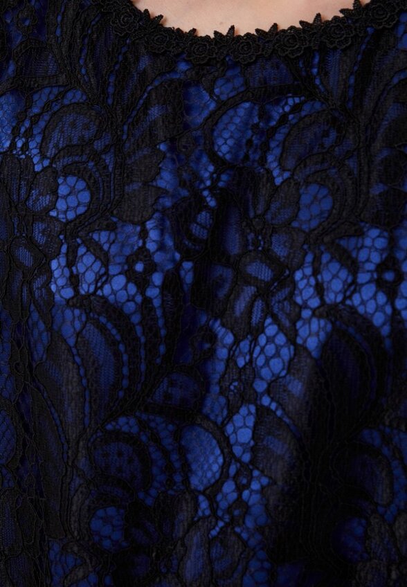 Платье MadaM T