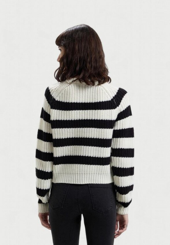 Джемпер Calliope