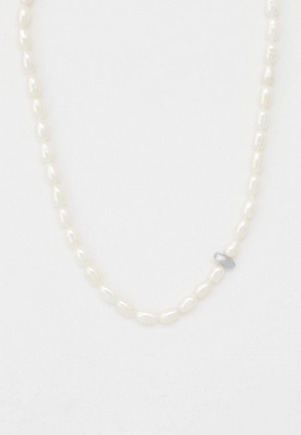 Бусы Mr&Mrs Wolf