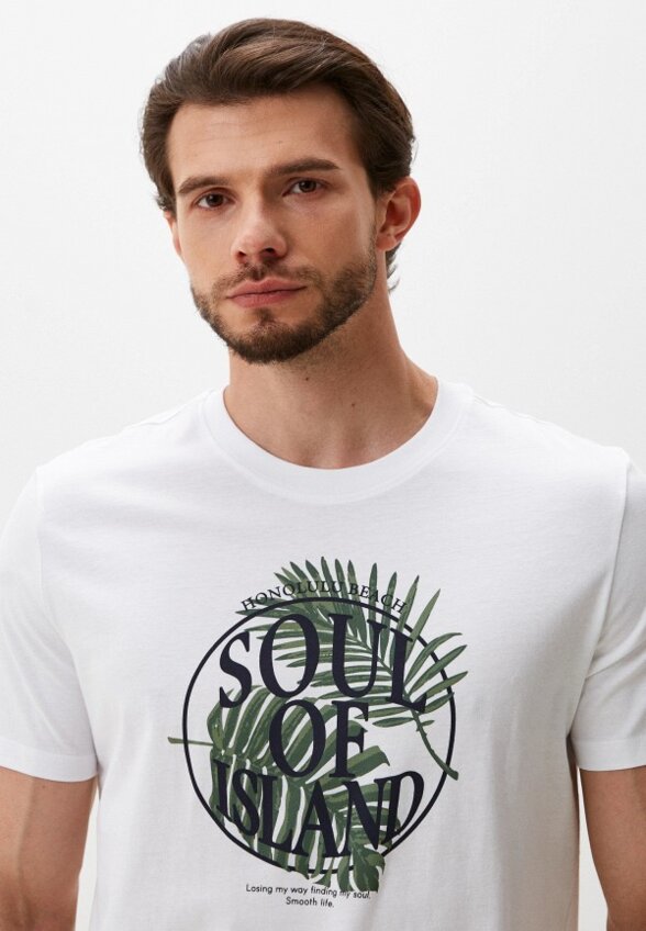 Футболка Colin's