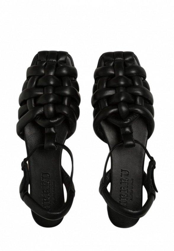 Сандалии Hereu