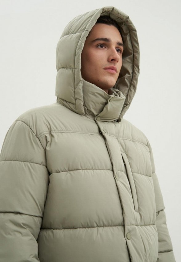 Пуховик Finn Flare