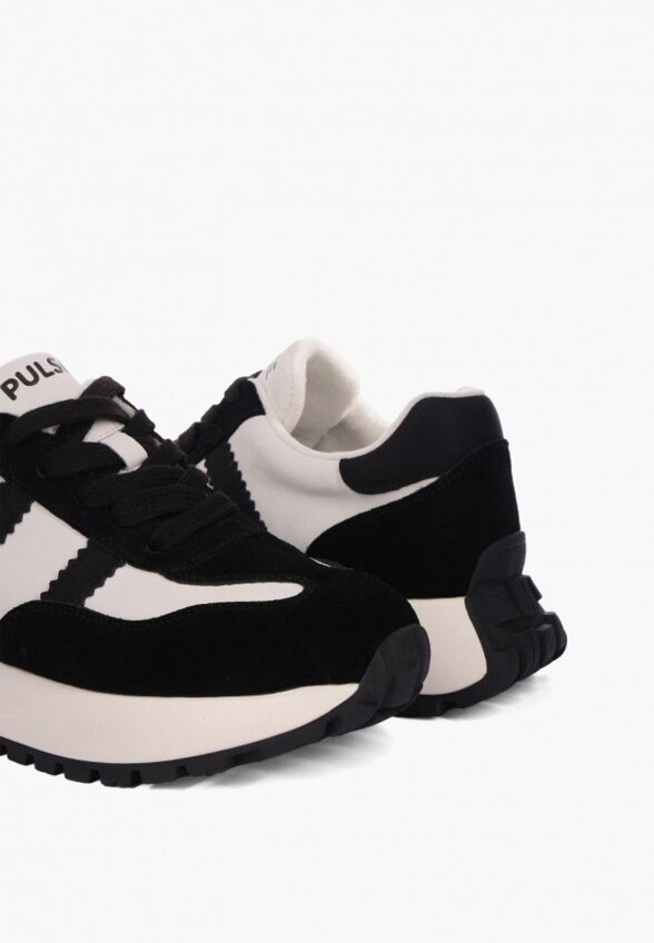 Кроссовки Pulse