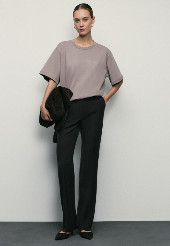 Футболка Zarina